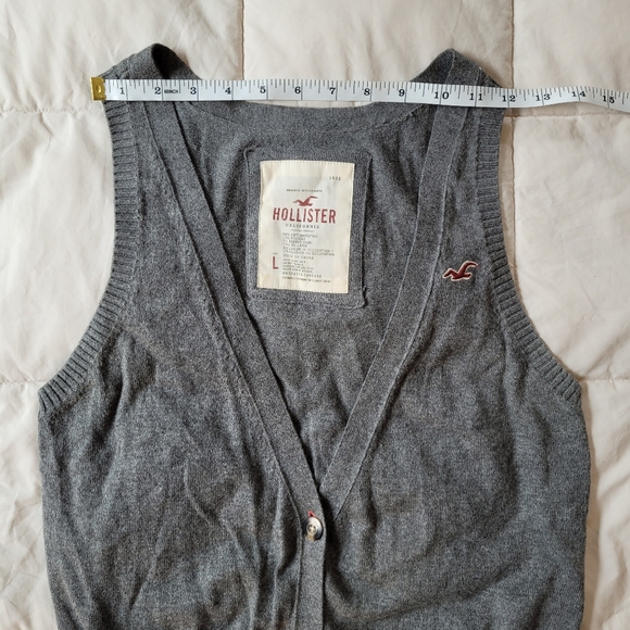 Hollister Sweater vest - Picture 9 of 11
